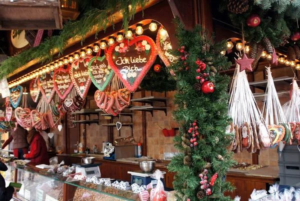 Coração de gengibre no mercado de Natal Fotografia De Stock