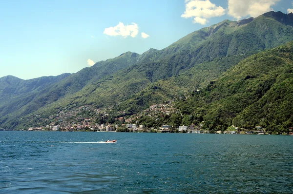 No Lago Maggiore em Ticino, Suíça — Fotografia de Stock