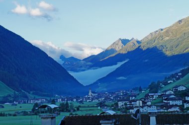 Neustift sabah stubai Vadisi