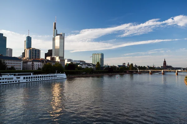 Cityscape of Frankfurt from Main river — Stock Photo, Image