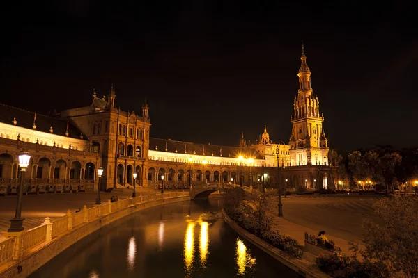 Plaza espana's nachts, sevilla — Stockfoto