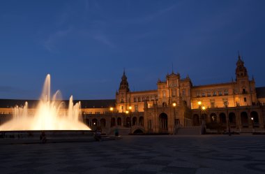 Plaza de espana Sevilla, gece