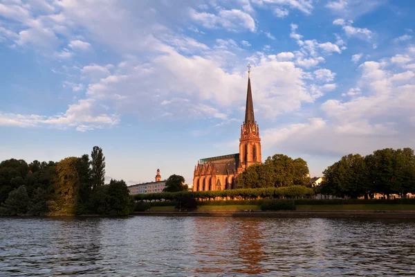 Frankfurt am main voor zonsondergang — Stockfoto