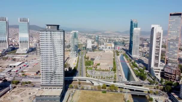 Izmir, Turkey - 17 08 2021: View of Izmir skyline.它是人口第三多的城市 — 图库视频影像