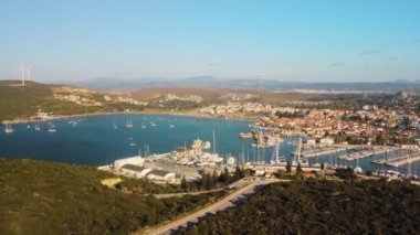 Seferihisar Sigacik Marina insansız hava aracı atışı ve kale, IZMIR, TURKEY