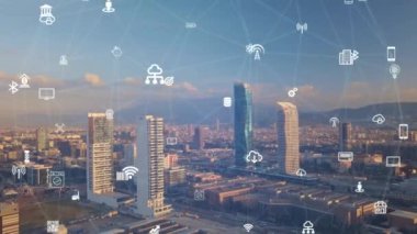 Akıllı şehir ve iletişim ağı konsepti. Dijital dönüşüm. Bazı şeylerin interneti. ICT Bilgi İletişim Teknolojisi.