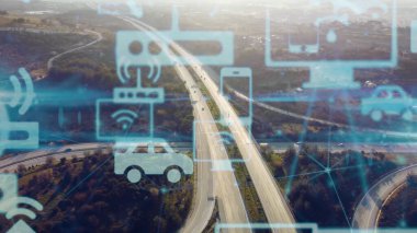 Modern otoyol ve veri teknolojisi kavramı. Akıllı ulaşım. ITS Akıllı Taşıma Sistemleri. Hizmet olarak hareket edilebilirlik.