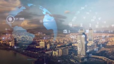 Akıllı şehirde küresel bağlantı ve internet ağı modernizasyonu. Gelecekteki 5G kablosuz dijital bağlantı ve sosyal medya ağı kavramı .