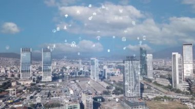 Akıllı şehir ve iletişim ağı konsepti. 5G mi? LPWA Düşük Güç Geniş Alanı. Kablosuz iletişim. Yüksek kalite 4k görüntü