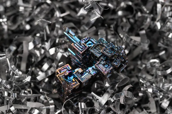 Beautiful Colorful Bismuth Crystals Metal Shavings Miling Machine — Stock Photo, Image