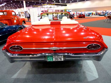 oldsmobil antika araba