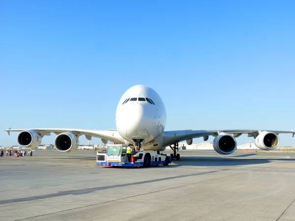 Airbus A380 Front Side — Stock Photo, Image