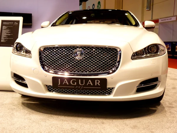 Jaguar Xj — Zdjęcie stockowe