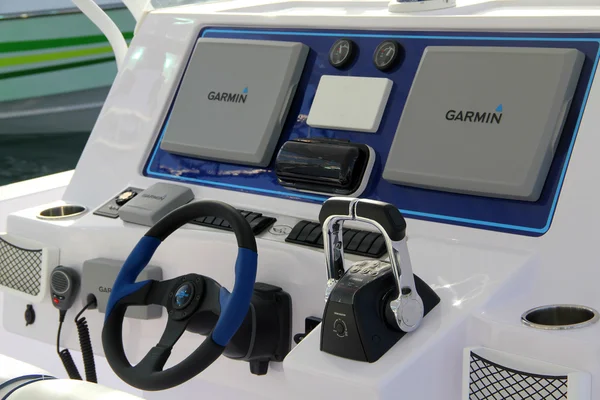 Produkty Garmin Marine — Zdjęcie stockowe