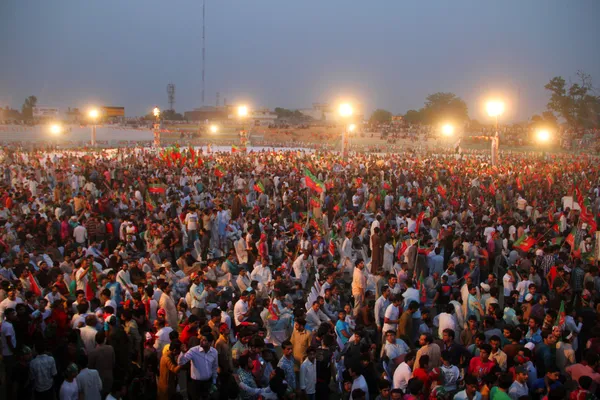 Rassemblement politique Imran Khan au stade Jinnah — Photo