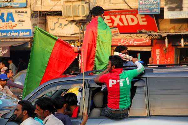 Imran khan προεκλογική εκστρατεία υποστηρικτές — Φωτογραφία Αρχείου