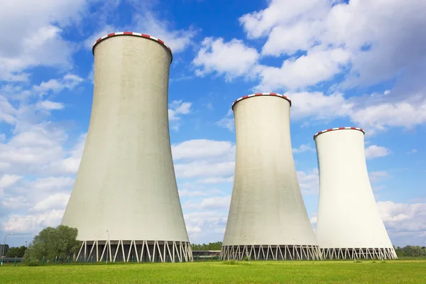 Cooling towers — Stock Photo, Image