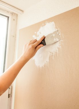 el spatula holding ve macun ile çalışma