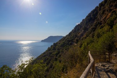 cinque terre içinde yol