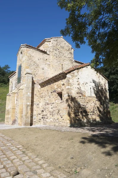 Romanesk kilise — Stok fotoğraf