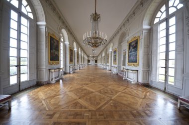 Versailles