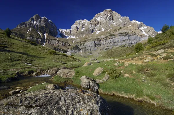 Paisaje pirenaico — Foto de Stock