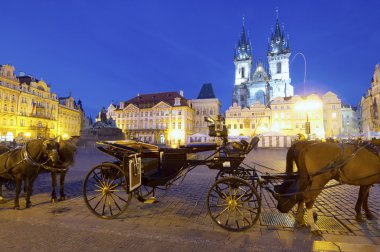 gece Prag