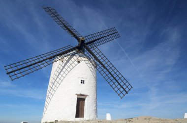 geleneksel yel değirmeni