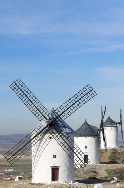 Traditionella väderkvarnar — Stockfoto