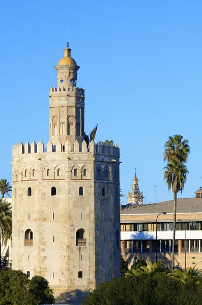 Torre de ouro — Fotografia de Stock