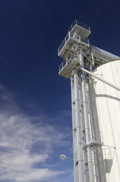 White silo — Stock Photo, Image