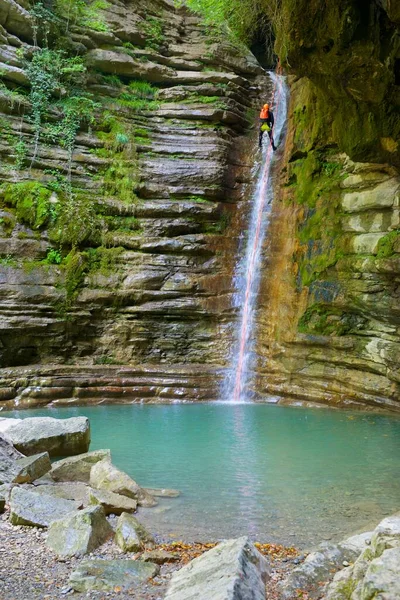 西班牙Huesca省Broto村Pyrenees的Canyoneering Furco峡谷 — 图库照片