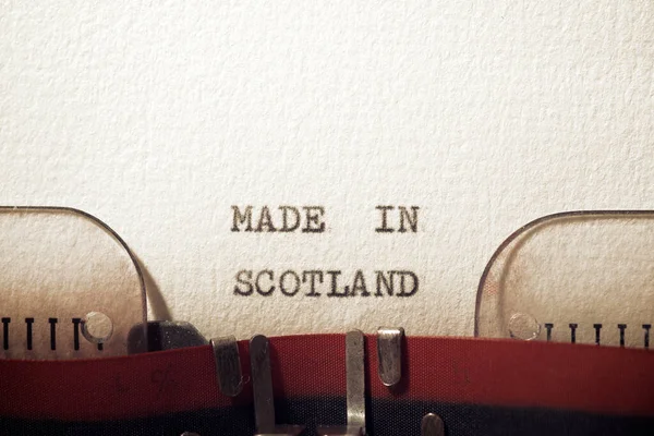 Frase Hecha Escocia Escrita Con Una Máquina Escribir —  Fotos de Stock