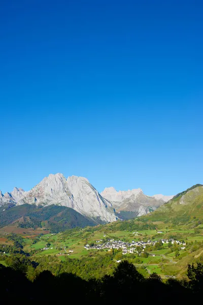 Village Lescun Dans Vallée Aspe Pyrénées France — Photo