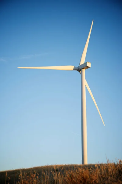 Turbina Wiatrowa Produkcji Energii Elektrycznej Prowincja Saragossa Aragon Hiszpanii — Zdjęcie stockowe
