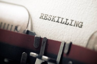 Daktiloyla yazılmış 