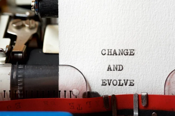 Daktiloyla Yazılmış Metni Değiştir Evrim Geçir — Stok fotoğraf