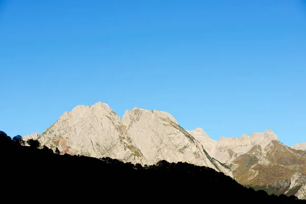 Szczyt Lescun Cirque Aspe Valley Pireneje Francji — Zdjęcie stockowe