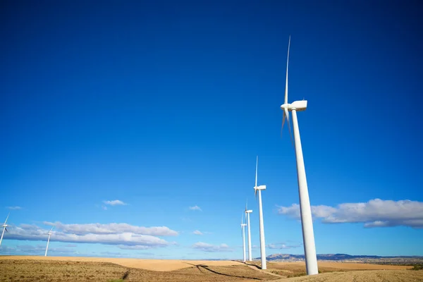 Turbiny Wiatrowe Produkcji Energii Elektrycznej Prowincja Saragossa Aragon Hiszpanii — Zdjęcie stockowe