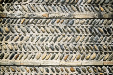 Fransa 'nın Pau şehrinde fayanslarla döşenmiş bir zemin oluşturulmuş..