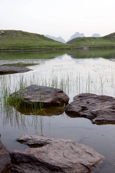 Peaks Reflected Astun Canfranc Valley Pyrenees Huesca Province Aragon Spain — Stock Photo, Image