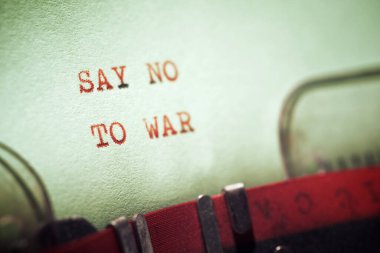 Daktiloyla yazılmış savaş cümlesine hayır de..