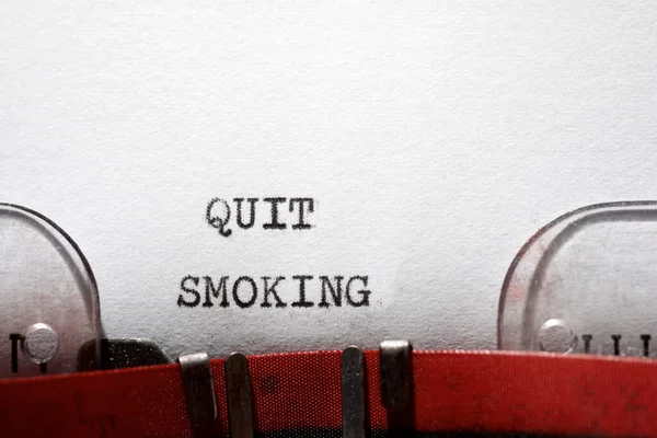 Quit Smoking Phrase Written Typewriter — Stock Photo, Image