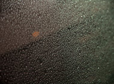 ağır yağmur damlaları