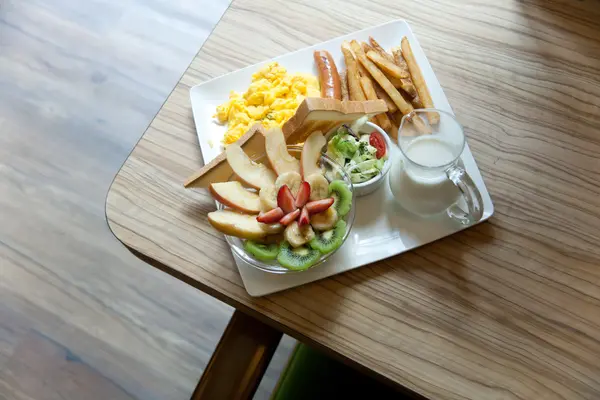 Conjunto de huevos y frutas — Foto de Stock