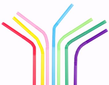 renk içki bardağı taşıran damla