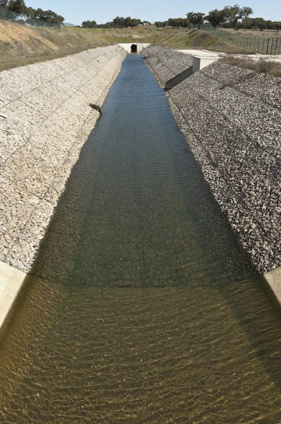 Canale di deviazione dell'acqua — Foto Stock