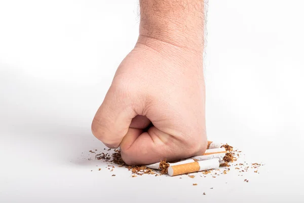 Una Mano Humana Hombre Pelo Apretado Puño Golpe Los Cigarrillos — Foto de Stock