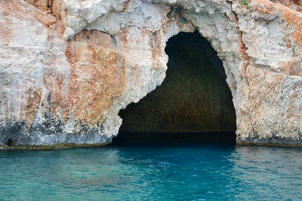 Sea grotto — Stock Photo, Image