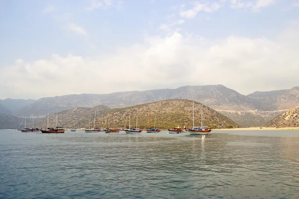 Ships in a bay — Stock Photo, Image